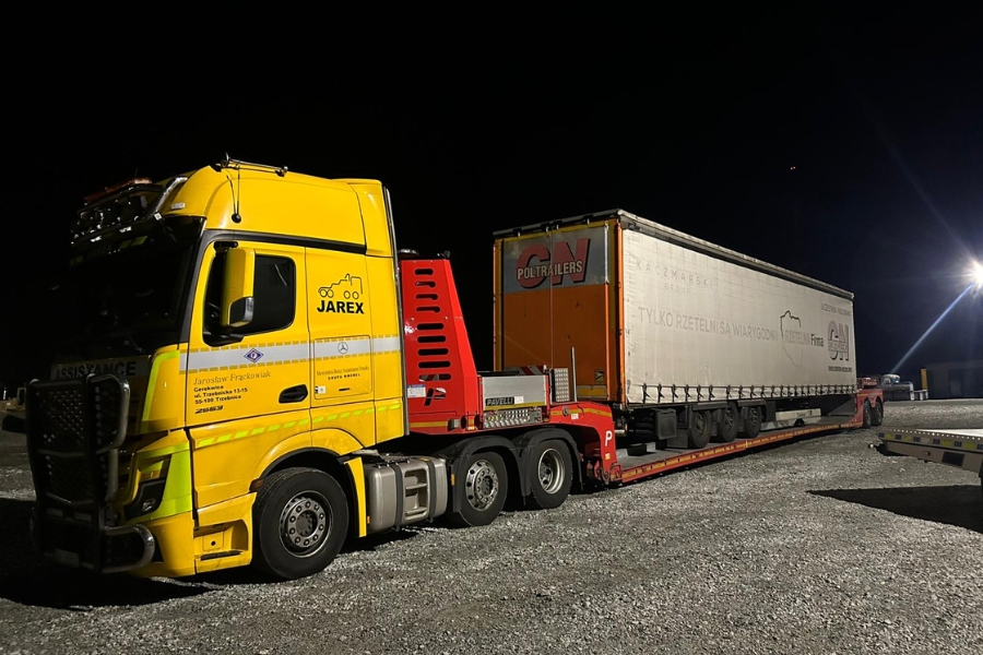 Transport niskopodwoziowy z Włoch, Niemiec, Austii - JAREX
